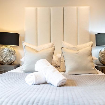 Exclusive Cardiff City Centre Apartment Exteriör bild
